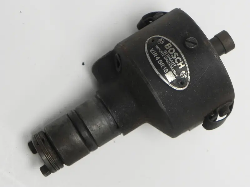 (Used) 356 A/B Bosch Vrj 4 Br18 Distributor - 1957-63 1
