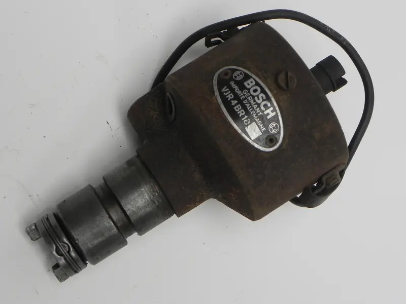 (Used) 356 A/B Bosch Vrj 4 Br18 Distributor - 1957-63 1