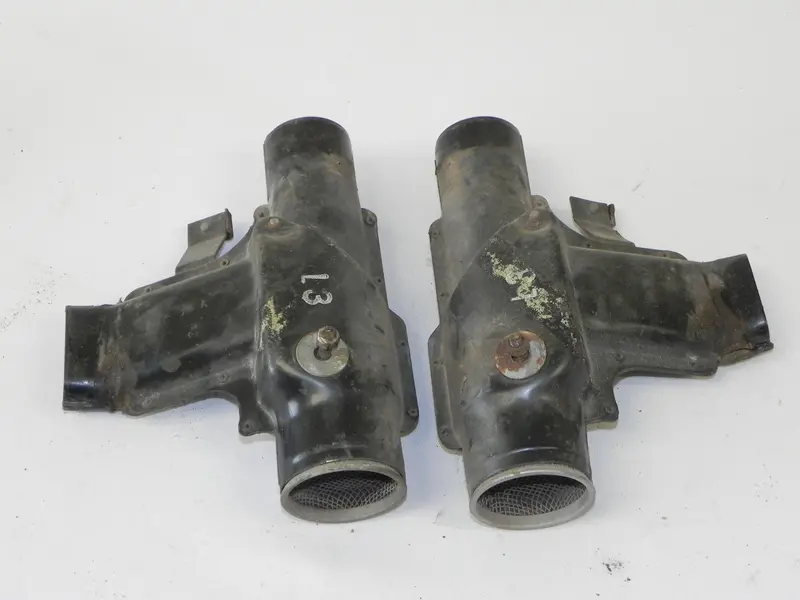 (Used) 356 B/C Pair Of Fresh Air Control Boxes With Screens - 1959-65 1