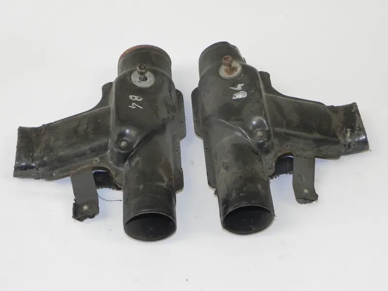 (Used) 356 B/C Pair Of Fresh Air Control Boxes With Screens - 1959-65 2