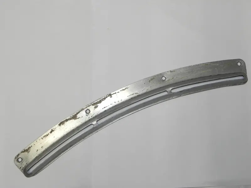 (Used) 356 Dash Vent 1