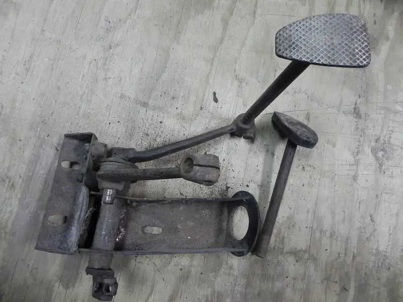 (Used) 356 Pedal Cluster Assembly - 1956-65 1