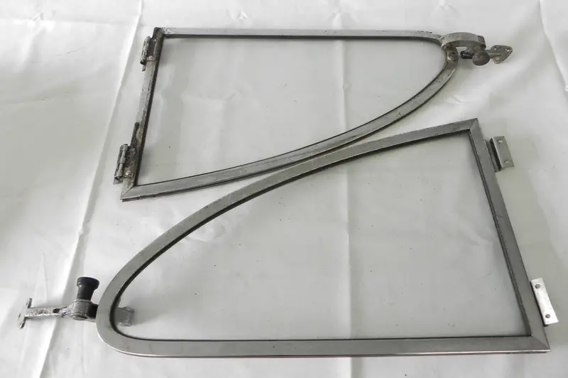 (Used) 356 Sigla Rear Quarter Window (Pair) - 1950-65 1