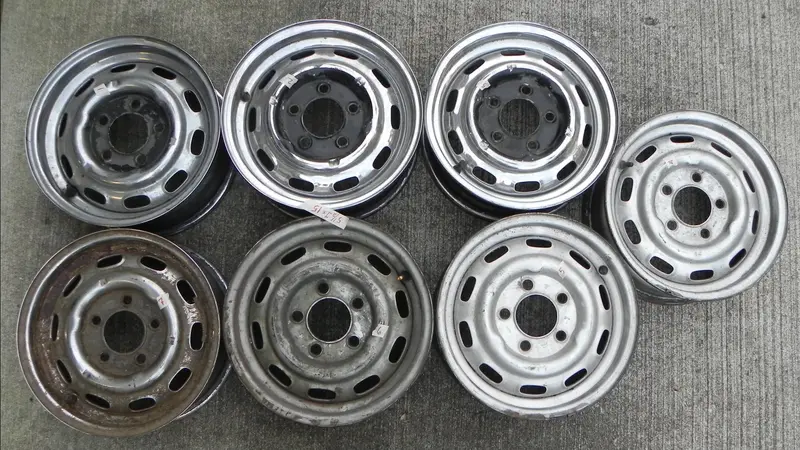 (Used) 356C/911/912  5, 1/2 J X 15 Steel Disc Brake Wheels 1