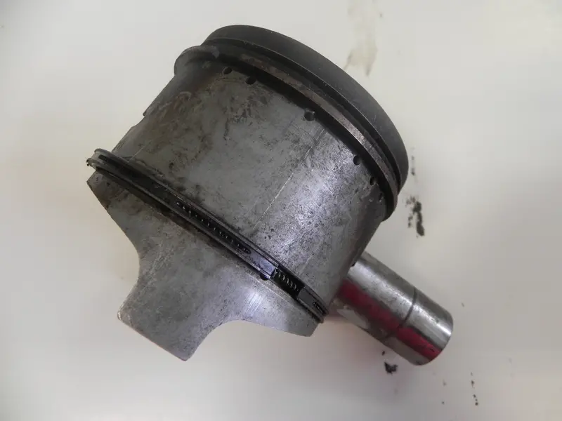 (Used) 911 2.0L Mahle Piston And Cylinder - 1965-67 1