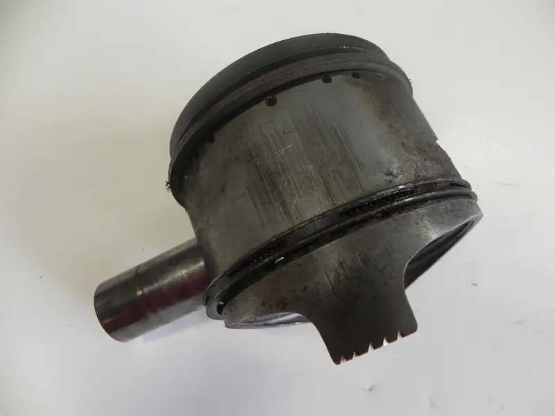 (Used) 911 2.0L Mahle Piston And Cylinder - 1965-67 2