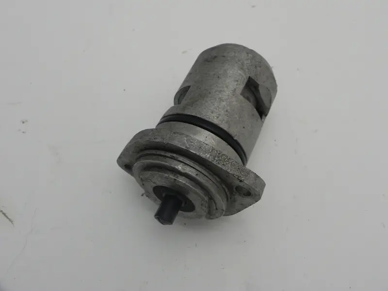 (Used) 911 2.2L Internal Oil Pressure Thermostat - 1970-71 1