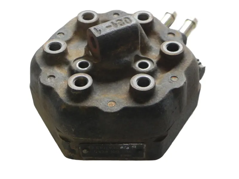 (Used) 911 2.7 Bosch Fuel Distributor - 1973-76 1