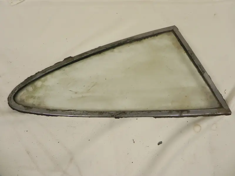 (Used) 911/912 Coupe Passenger's Side Clear Movable Quarter Window Glass Assembly - 1965-67 1