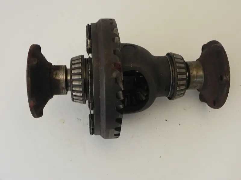 (Used) 911/912 Differential Case Housing - 1965-70 1