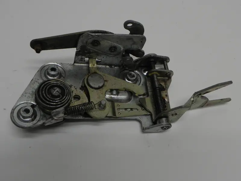 (Used) 911/912 Driver's Side Door Lock Mechanism - 1974-89 1