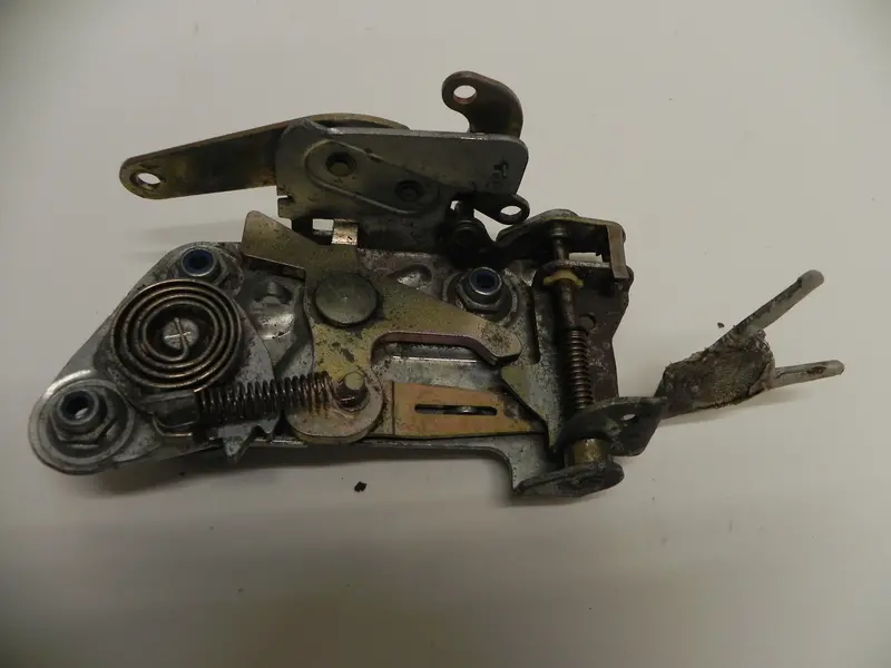 (Used) 911/912 Driver's Side Door Lock Mechanism - 1974-89 1