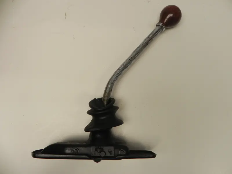 (Used) 911/912 Original Shifter Assembly - 1972 1