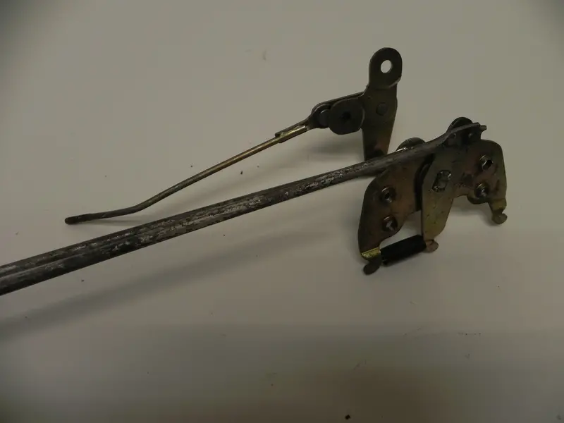 (Used) 911/912 Passenger's Side Door Lock Mechanism - 1974-89 2