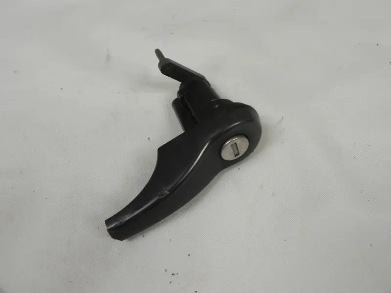 (Used) 911/912E/930 Driver's Side Scrap Door Handle For Parts - 1974-94 1