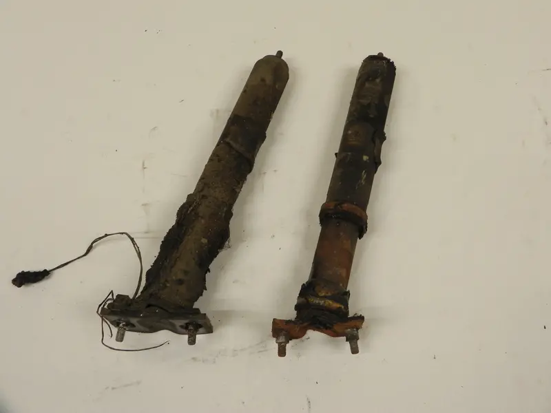 (Used) 911/912E/930 Pair Of Rear Bumper Impact Absorbers - 1974-89 1