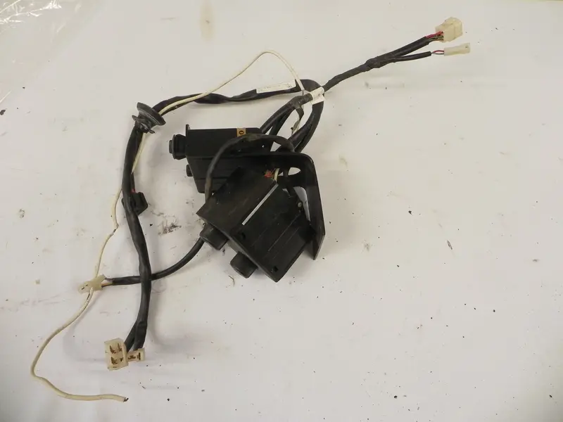 (Used) 911/930 Hazard Warning Light And A/C Switches W/ Harness - 1978-89 1