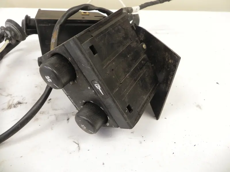 (Used) 911/930 Hazard Warning Light And A/C Switches W/ Harness - 1978-89 2