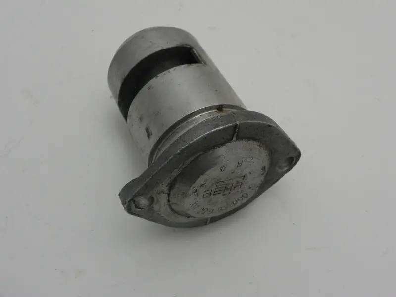 (Used) 911/930 Internal Oil Pressure Thermostat - 1972-86 1