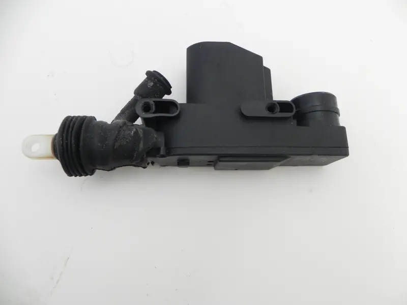 (Used) 911/944/928/968 Driver Or Passenger Side Door Lock Solenoid - 1984-95 1