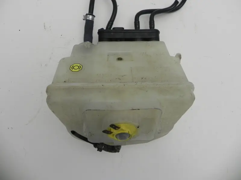 (Used) 911/964 Brake Fluid Reservoir 1989-94 1