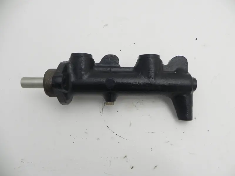 (Used) 911 Ate Master Cylinder - 1977-89 1