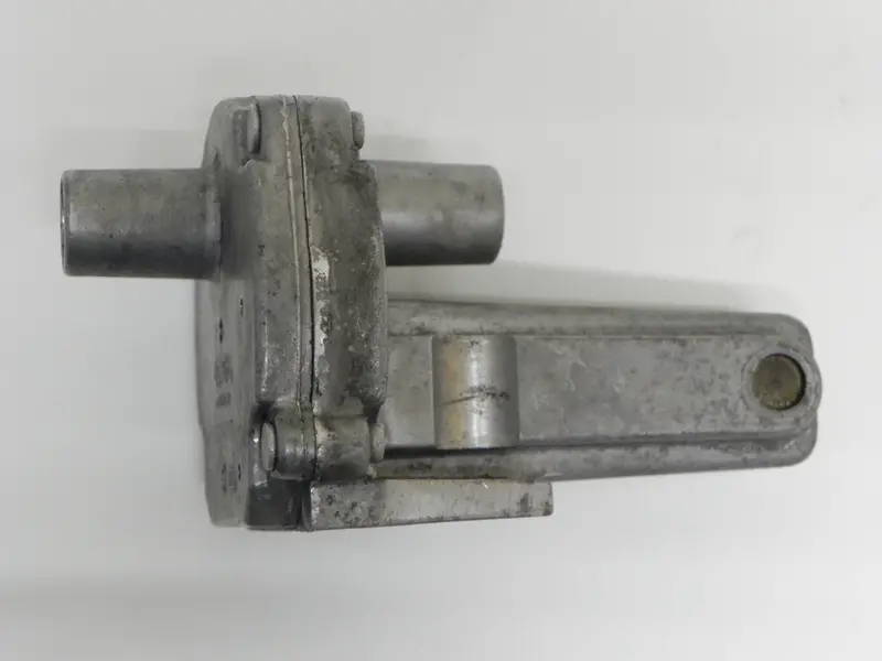 (Used) 911 Auxiliary Air Valve 1977-82 2