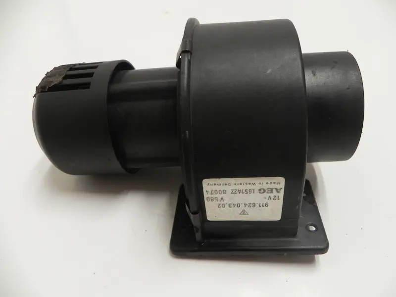 (Used) 911 Blower Motor Left 1983-89 1