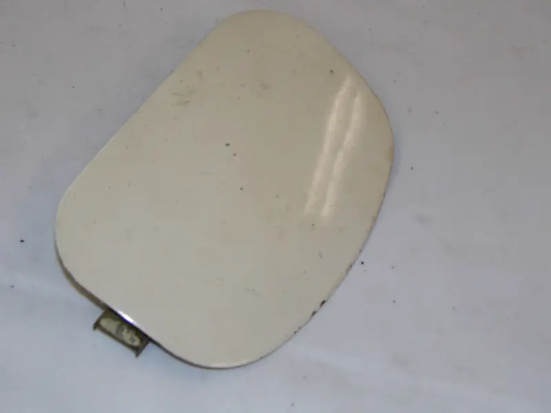 (Used) 911 Front Bumper Fog Light Opening Cover Right - 1965-73 1
