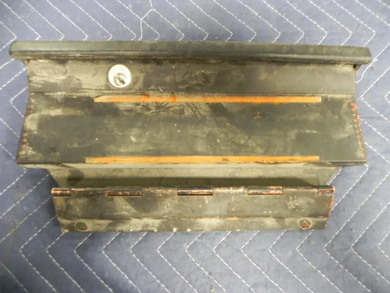 (Used) 911 Glove Box Door - 1967-69 1