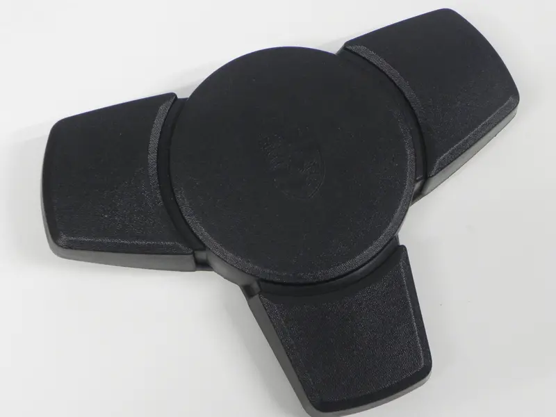 (Used) 911 Great Condition Steering Wheel Horn Pad - 1974-86 1
