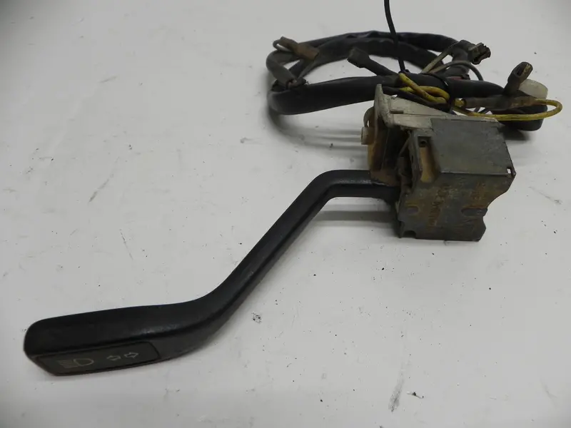 (Used) 911 Headlight Turn Signal Switch - 1976-89 1