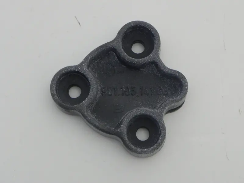 (Used) 911 Intermediate Shaft Cover 1967-71 1