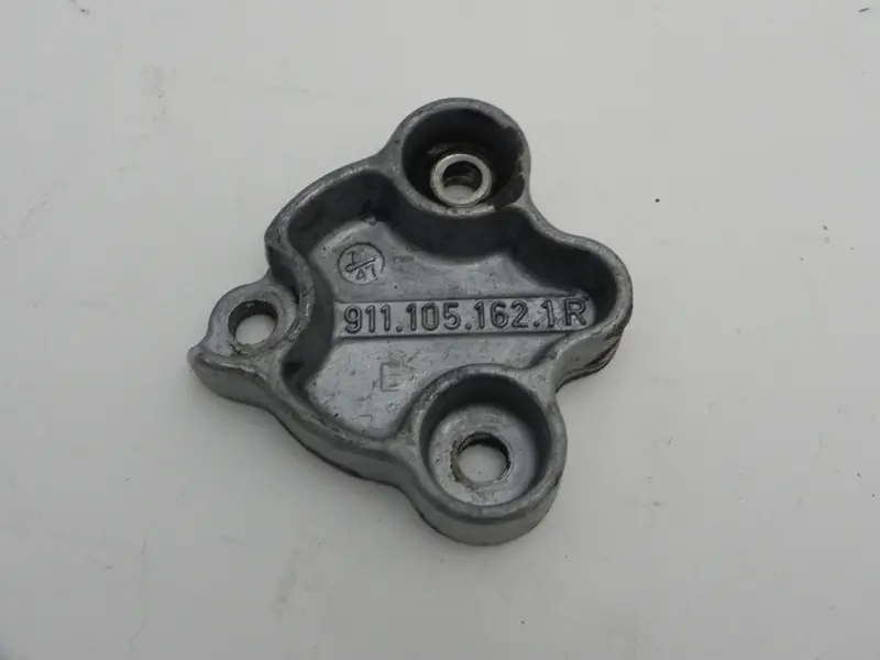 (Used) 911 Intermediate Shaft Cover 1969-83 1