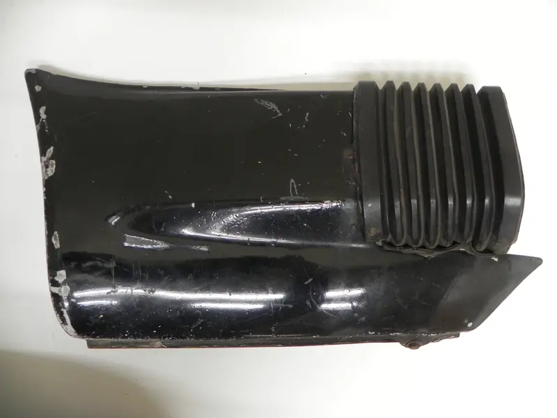 (Used) 911 Left Hand Quarter Panel Extension - 1974-89 1