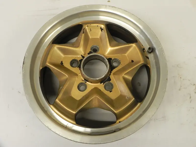 (Used) 911 Light Alloy Wheel 6J X 15 Cookie Cutter Style - 1970-83 1