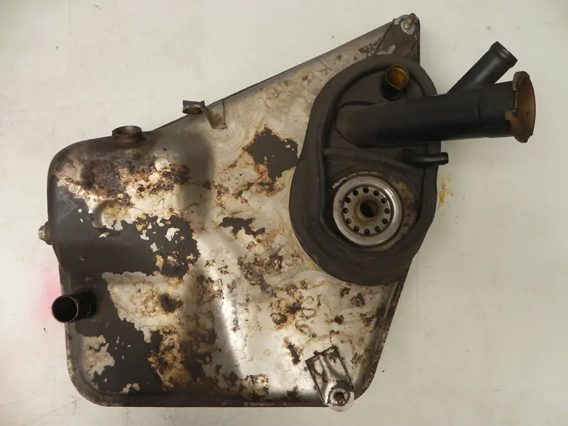 (Used) 911 Oil Tank - 1984-89 1