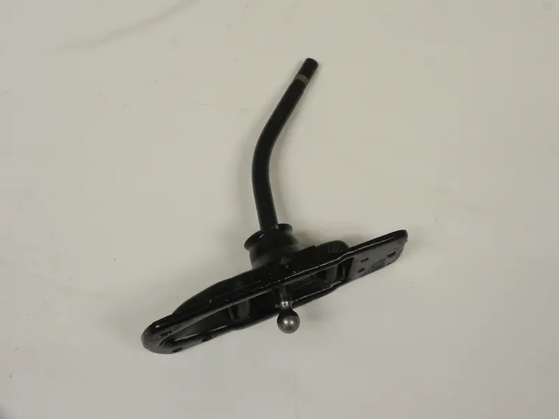 (Used) 911 Original 5 Speed 915 Shifter Assembly - 1972 1