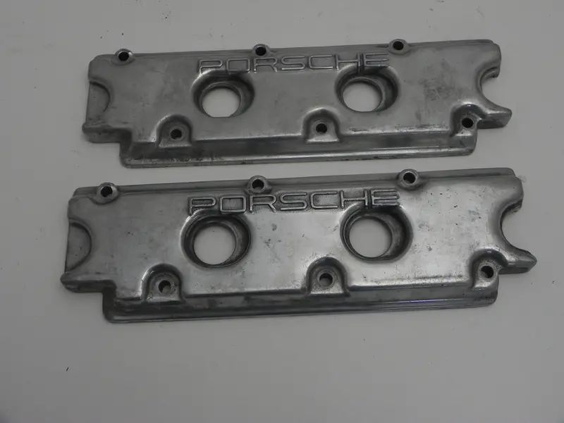 (Used) 911 Pair Of Oval-Port Upper Valve Covers - 1965-67 1