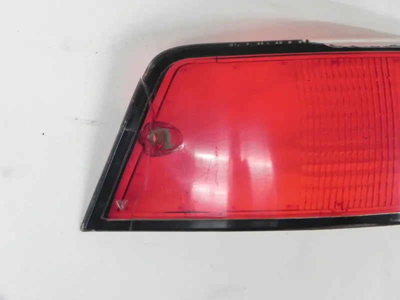 (Used) 911 Rear Left Bosch Usa Black Trim Tail Light Lens - 1973-89 2