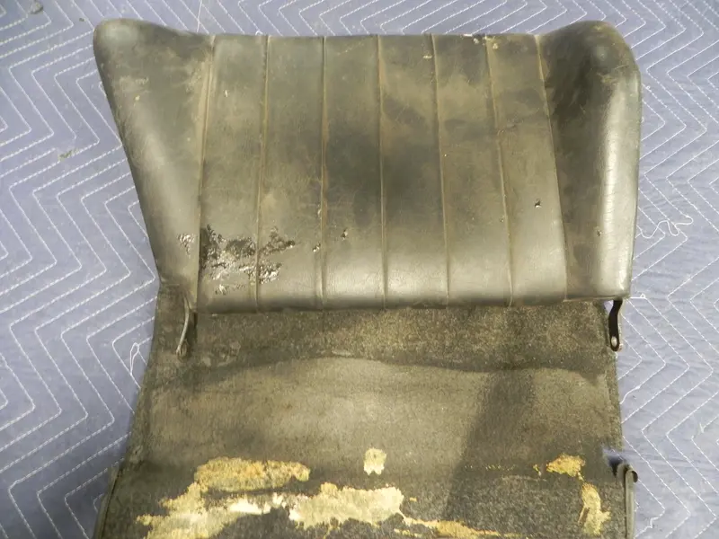 (Used) 911 Rear Seat Back Left - 1969-71 1