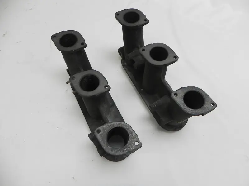 (Used) 911E Pair Of Mfi Intake Manifolds - 1969 1