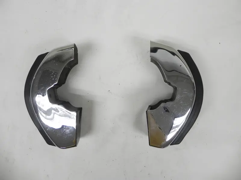 (Used) 911S Pair Of Front Left & Right Chrome Bumper Guard W/ Pads - 1965-73 1