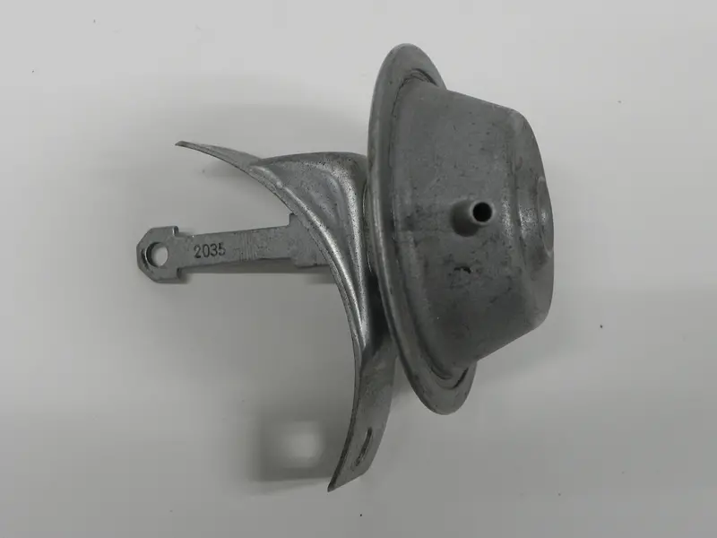 (Used) 911Sc Bosch Distributor Vacuum Advance - 1978-79 1