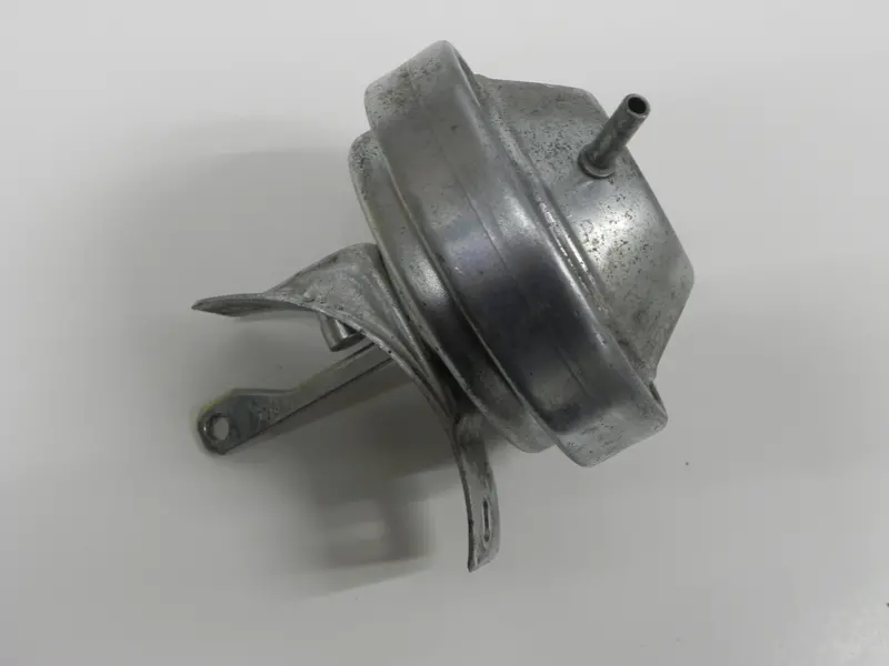 (Used) 911Sc Bosch Distributor Vacuum Advance - 1980-83 1