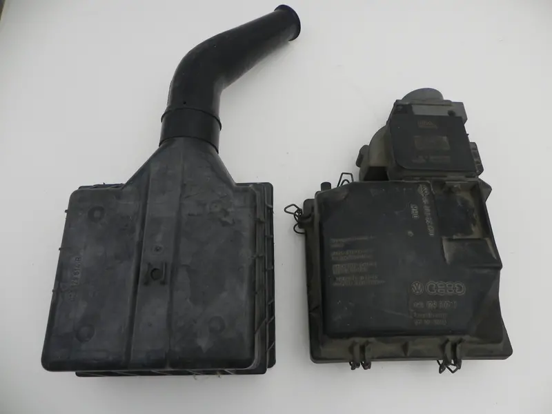 (Used) 914 1.8L Air Cleaner 1974-75 1