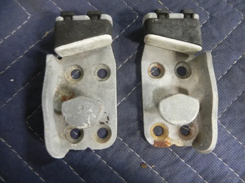 (Used) 914-4 Door Striker Pair - 1972-73 1