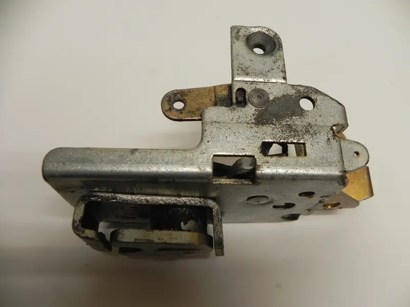 (Used) 914 Door Lock Right - 1970-76 2