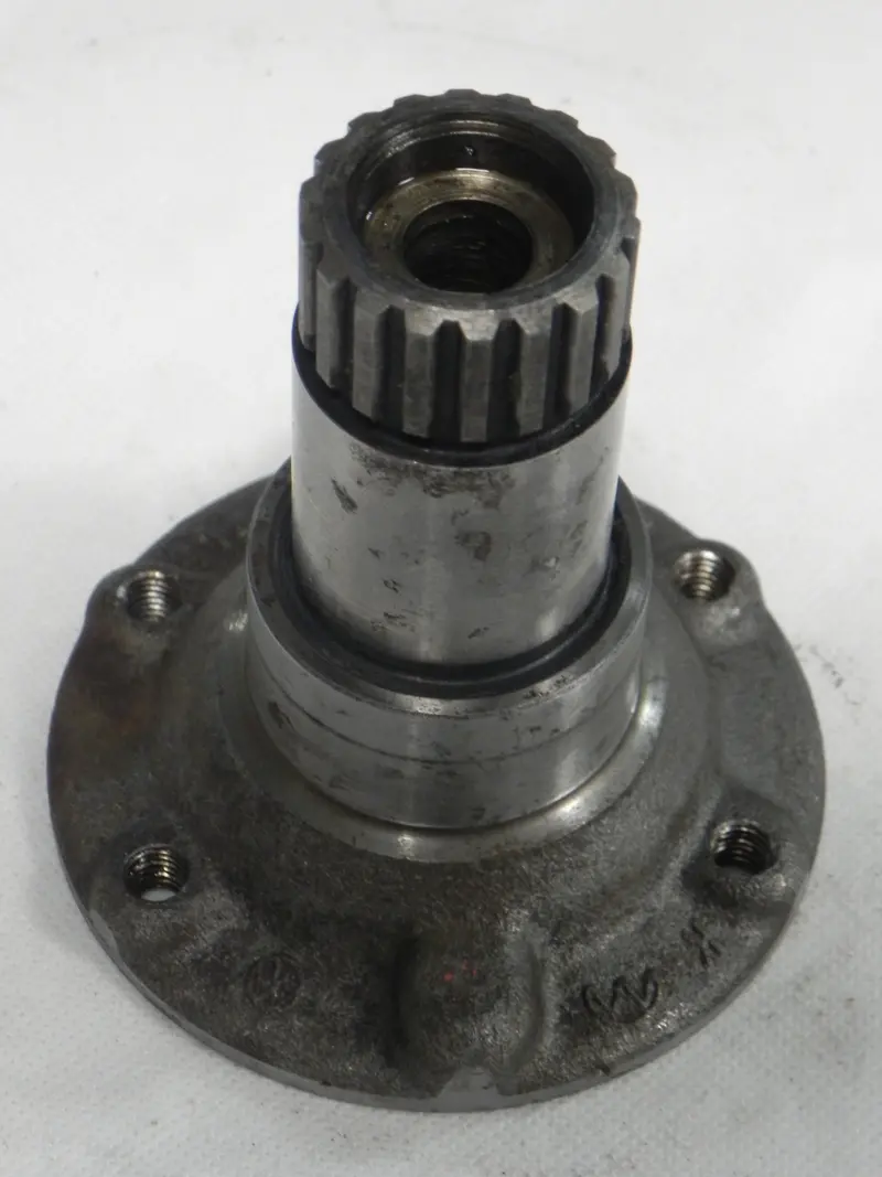 (Used) 914 Joint Flange - 1970-76 2
