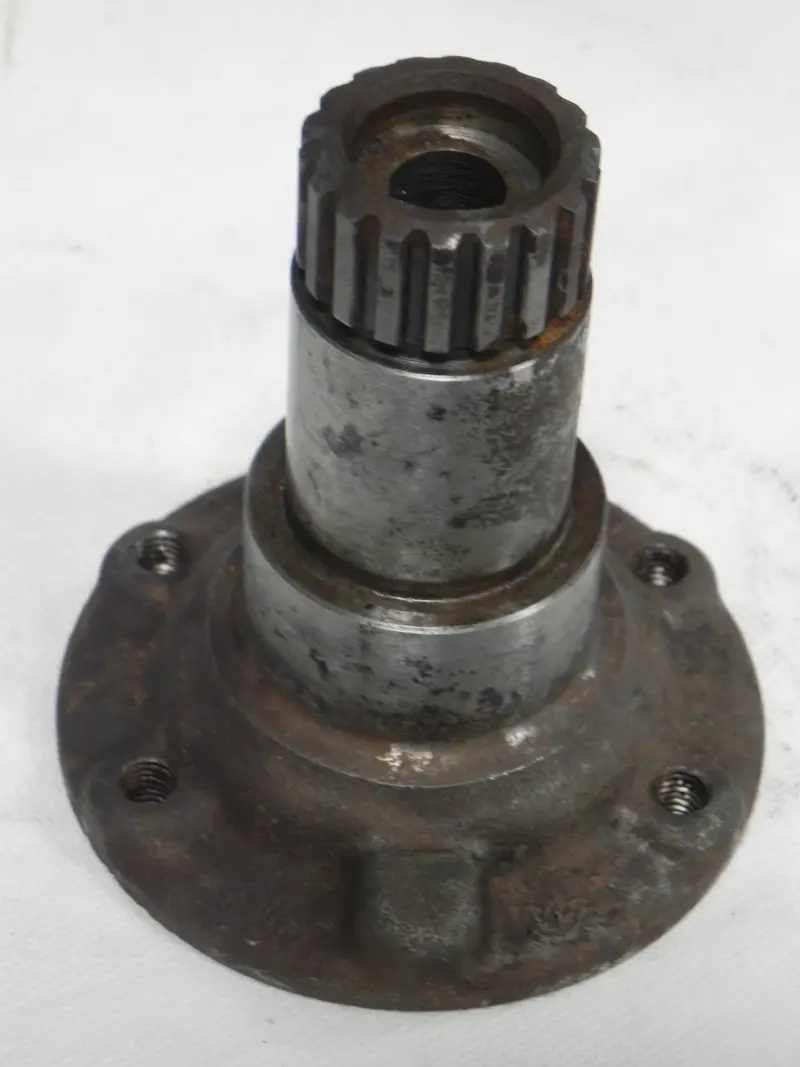 (Used) 914 Joint Flange - 1970-76 2
